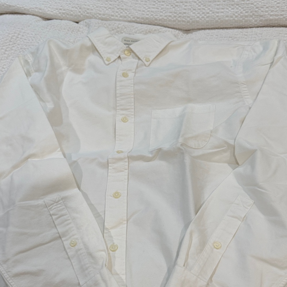 Club Monaco White Button Down Shirt